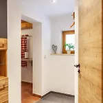 Haus Niklos - Waldeck Daire *