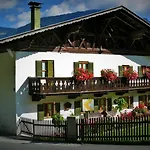 Haus Niklos - Waldeck Apartamento *